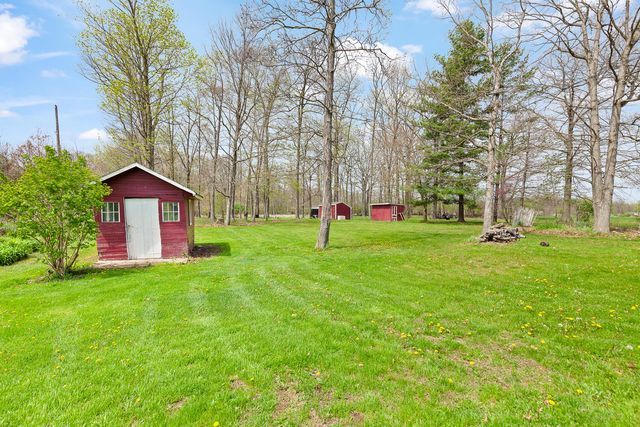 5910 Lyons Highway, Adrian, MI 49221