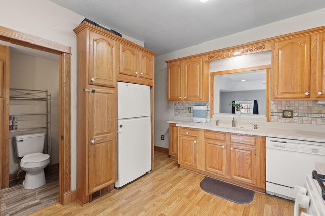 5910 Lyons Highway, Adrian, MI 49221