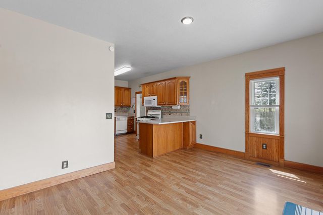 5910 Lyons Highway, Adrian, MI 49221
