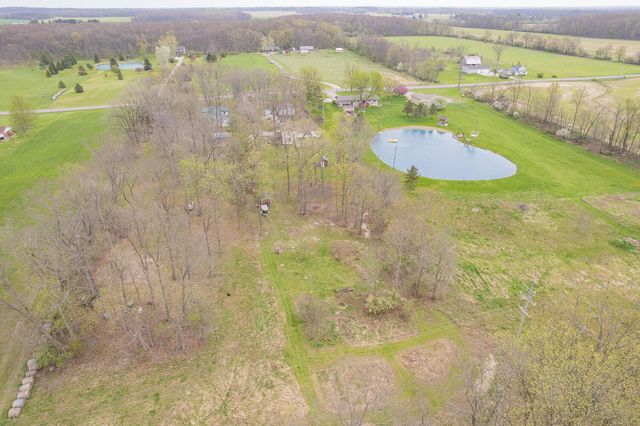 5910 Lyons Highway, Adrian, MI 49221