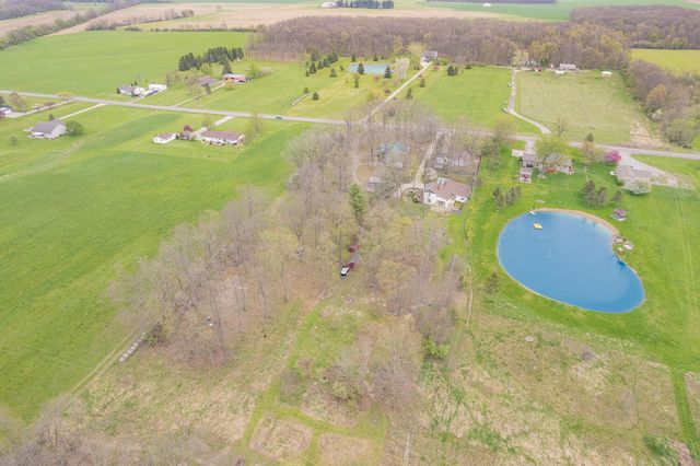 5910 Lyons Highway, Adrian, MI 49221
