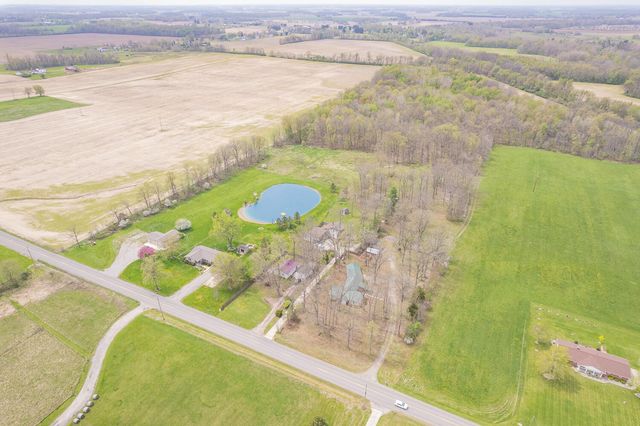 5910 Lyons Highway, Adrian, MI 49221