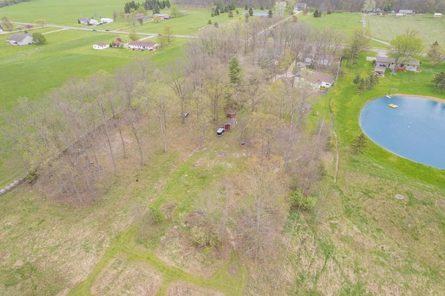 5910 Lyons Highway, Adrian, MI 49221