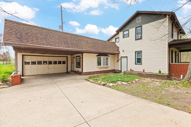 5910 Lyons Highway, Adrian, MI 49221