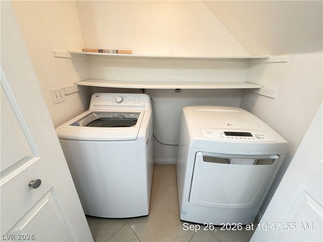 7520 Pacific Ridge Avenue, Las Vegas, NV 89128