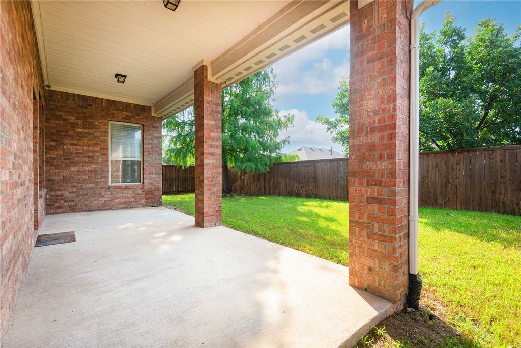709 Llano Falls Drive, Mckinney, TX 75071