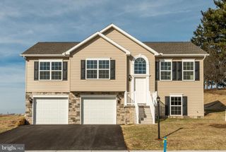 2662 VICTORIAN DR #LOT 75, Dover, PA 17315