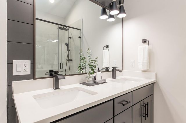 605 Middle Street, Houston, TX 77003