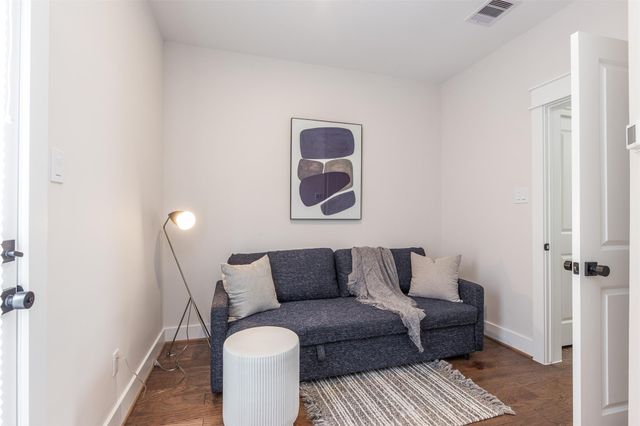 605 Middle Street, Houston, TX 77003