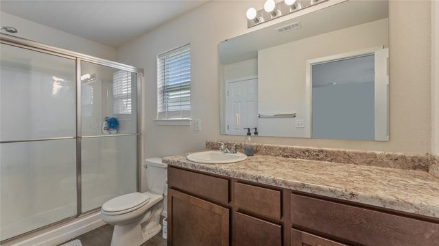 1721 Greenbank Drive, Centerton, AR 72719