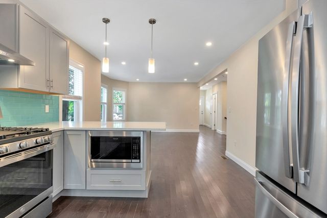 161 Fourth St. 1, Medford, MA 02155