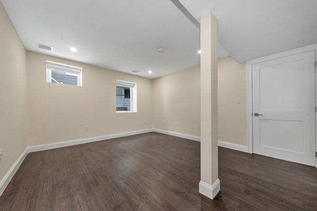 161 Fourth St. 1, Medford, MA 02155