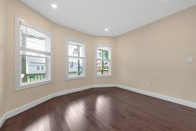 161 Fourth St. 1, Medford, MA 02155