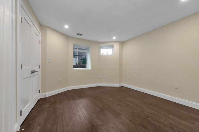 161 Fourth St. 1, Medford, MA 02155