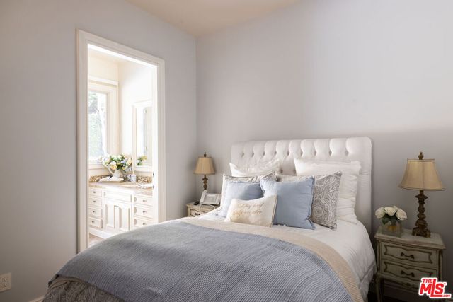 1160 Chantilly Road, Los Angeles, CA 90077