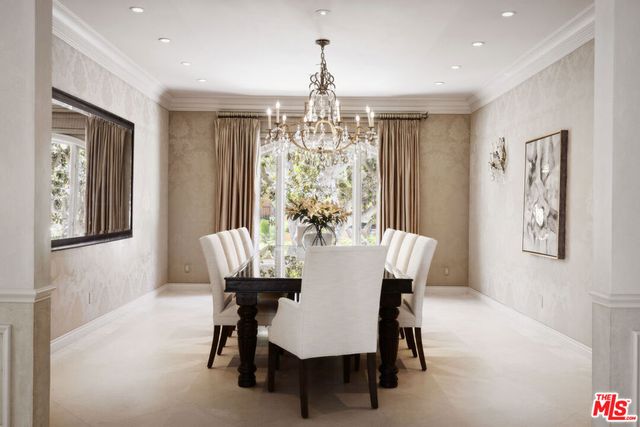 1160 Chantilly Road, Los Angeles, CA 90077