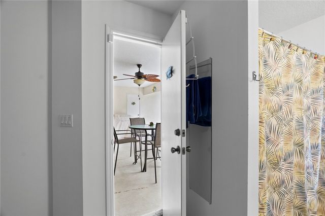 934 Bermuda Avenue, Sebastian, FL 32958