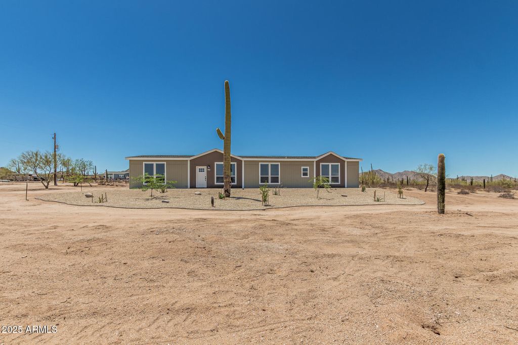 2257 S NIKKI Lane, Maricopa, AZ 85139