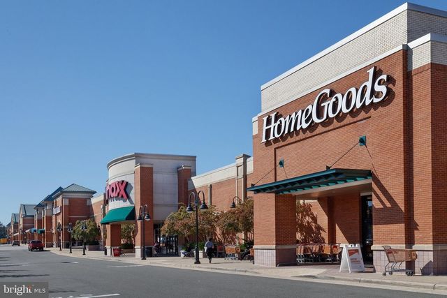 6267 SUMMIT POINT CT, Alexandria, VA 22310