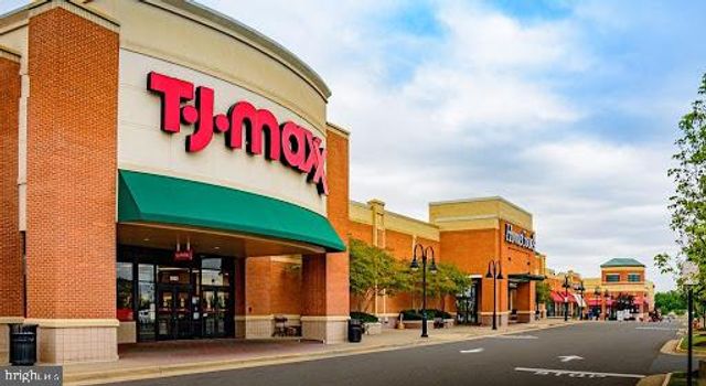 6267 SUMMIT POINT CT, Alexandria, VA 22310