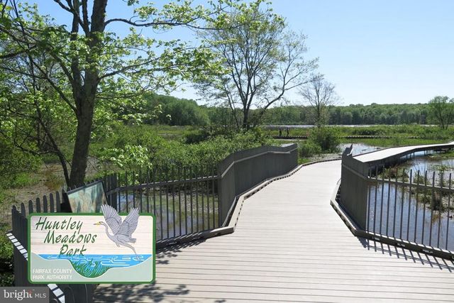 6267 SUMMIT POINT CT, Alexandria, VA 22310