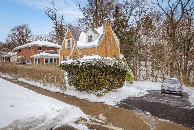 822 Harden Dr, Ross Twp, PA 15229