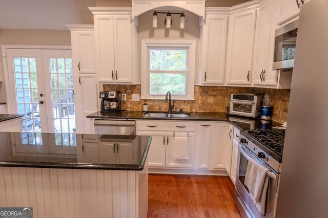 64 Manchester Drive, Newnan, GA 30265