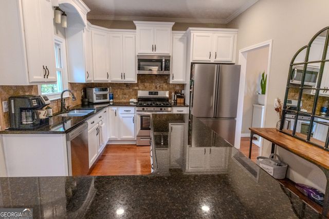 64 Manchester Drive, Newnan, GA 30265