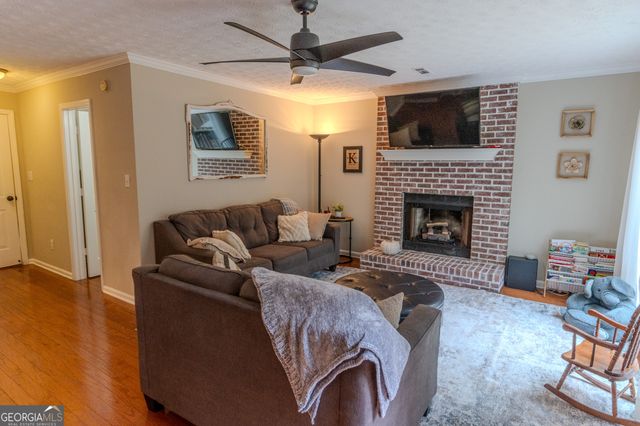 64 Manchester Drive, Newnan, GA 30265