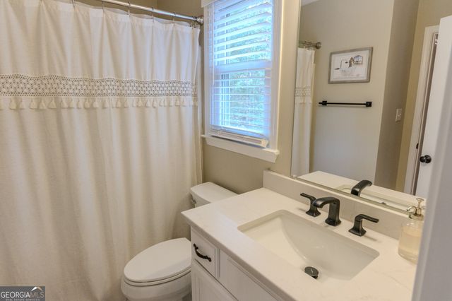 64 Manchester Drive, Newnan, GA 30265