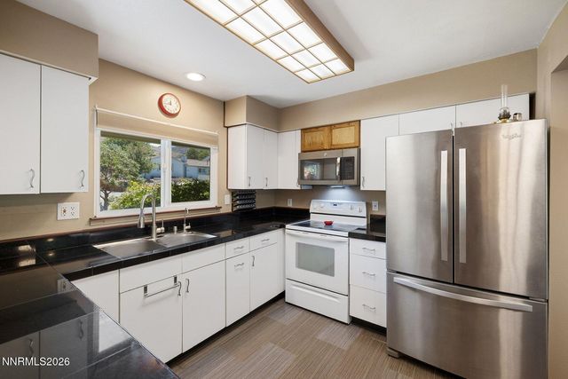 2255 Parkway Drive, Reno, NV 89502