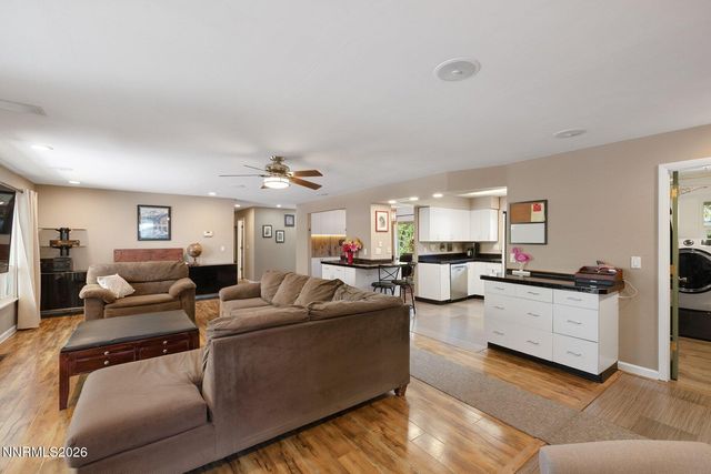2255 Parkway Drive, Reno, NV 89502