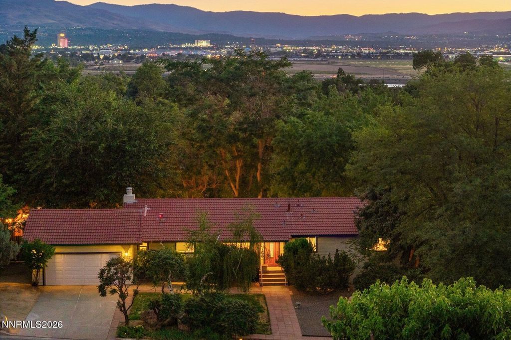 2255 Parkway Drive, Reno, NV 89502