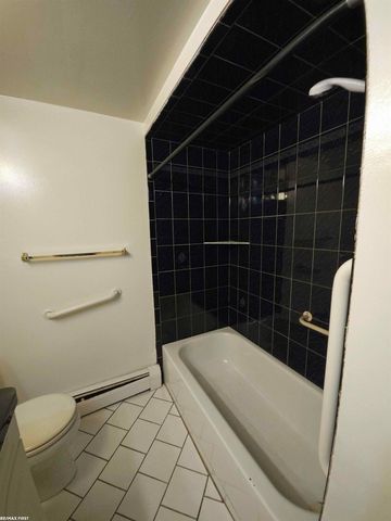 30241 Utica Rd Road, Roseville, MI 48066