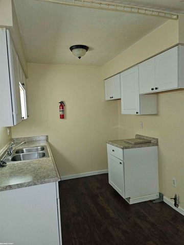 30241 Utica Rd Road, Roseville, MI 48066