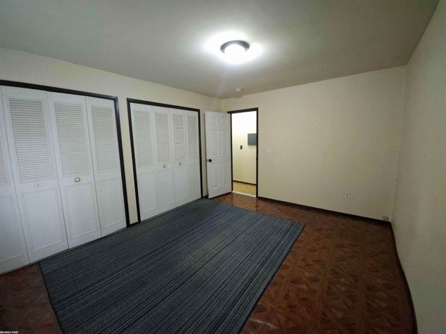 30241 Utica Rd Road, Roseville, MI 48066