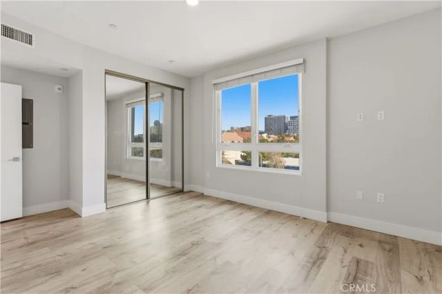 5820 La Mirada Avenue 401, Hollywood, CA 90038