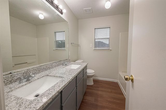 17523 Coventry Oaks Drive, Houston, TX 77084