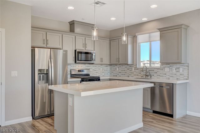 8586 Felker Street, Las Vegas, NV 89166