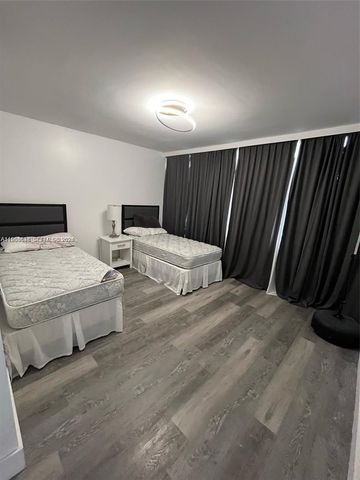 18071 BISCAYNE BLVD 1702, Aventura, FL 33160