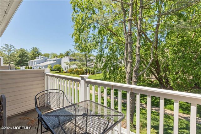 13 Elizabeth Court, Tinton Falls, NJ 07724