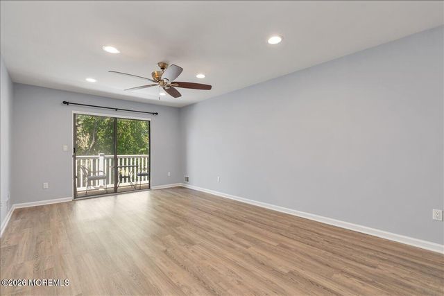 13 Elizabeth Court, Tinton Falls, NJ 07724