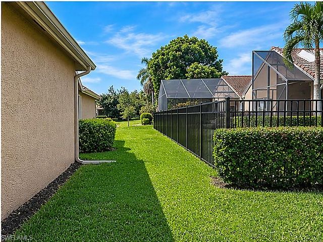 1654 Triangle Palm TER, Naples, FL 34119