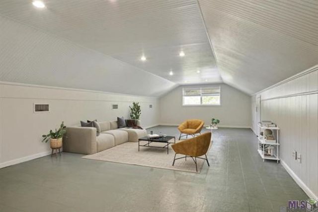 5926 Menlo Dr, Baton Rouge, LA 70808