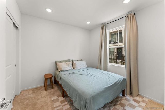 427 Omega Gln, Escondido, CA 92025