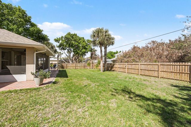 1362 Seahouse Street, Sebastian, FL 32958