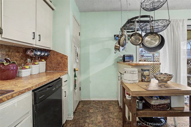 1750 S Poplar Avenue, Broken Arrow, OK 74011