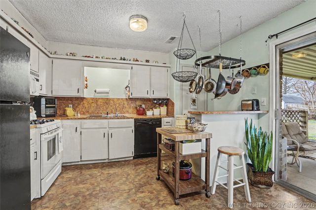 1750 S Poplar Avenue, Broken Arrow, OK 74011