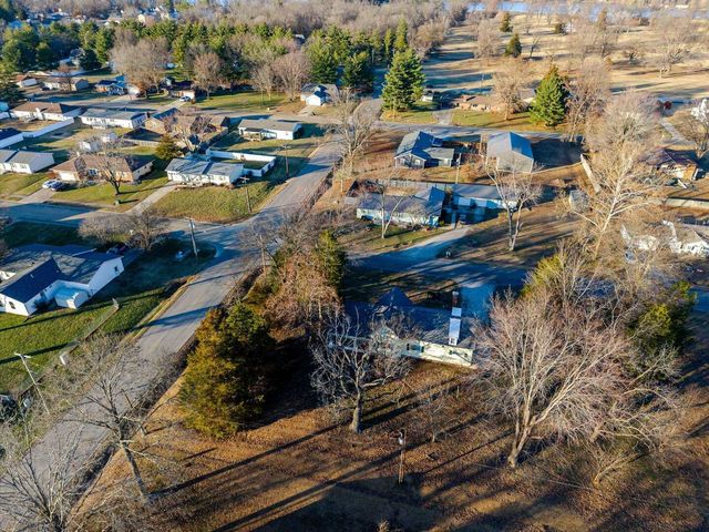 101 Marilyn Avenue, Centralia, IL 62801