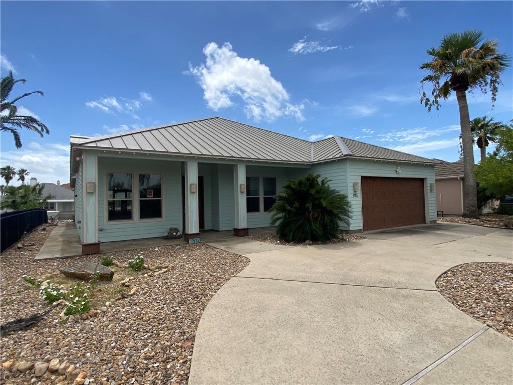 925 Pompano Dr, Aransas Pass, TX 78336 — photo 2